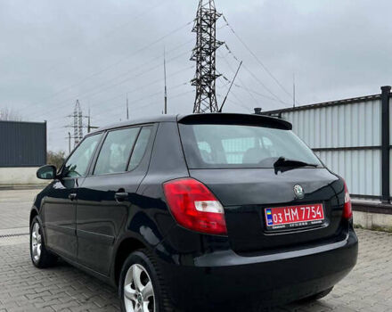 Черный Шкода Фабия, объемом двигателя 1.39 л и пробегом 216 тыс. км за 5700 $, фото 5 на Automoto.ua