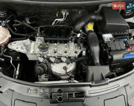 Черный Шкода Фабия, объемом двигателя 1.2 л и пробегом 95 тыс. км за 5200 $, фото 44 на Automoto.ua