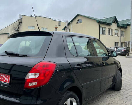 Черный Шкода Фабия, объемом двигателя 1.39 л и пробегом 216 тыс. км за 5700 $, фото 3 на Automoto.ua