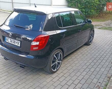 Черный Шкода Фабия, объемом двигателя 1.6 л и пробегом 210 тыс. км за 6700 $, фото 5 на Automoto.ua