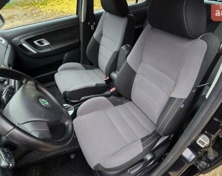 Чорний Шкода Фабія, об'ємом двигуна 1.6 л та пробігом 201 тис. км за 7999 $, фото 40 на Automoto.ua