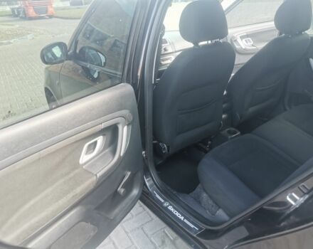 Черный Шкода Фабия, объемом двигателя 1.4 л и пробегом 291 тыс. км за 3800 $, фото 9 на Automoto.ua