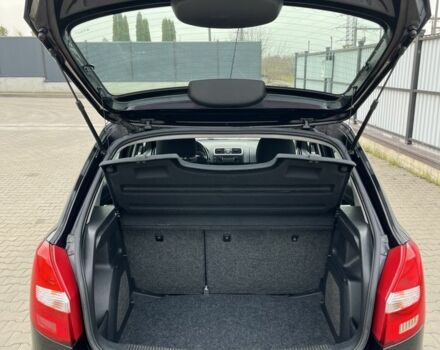 Черный Шкода Фабия, объемом двигателя 1.4 л и пробегом 213 тыс. км за 5700 $, фото 20 на Automoto.ua