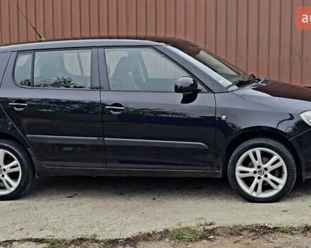 Чорний Шкода Фабія, об'ємом двигуна 1.6 л та пробігом 201 тис. км за 7999 $, фото 14 на Automoto.ua