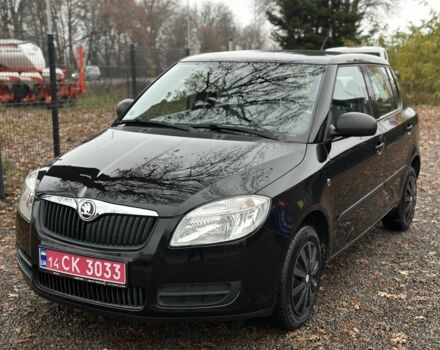 Черный Шкода Фабия, объемом двигателя 1.2 л и пробегом 95 тыс. км за 5200 $, фото 2 на Automoto.ua
