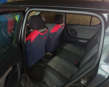 Чорний Шкода Фабія, об'ємом двигуна 1.4 л та пробігом 288 тис. км за 3800 $, фото 7 на Automoto.ua