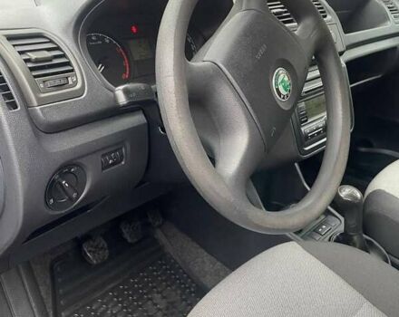 Чорний Шкода Фабія, об'ємом двигуна 1.39 л та пробігом 245 тис. км за 5300 $, фото 11 на Automoto.ua