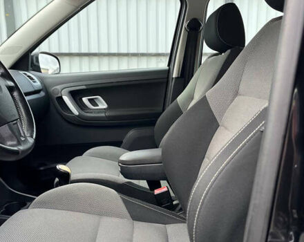 Черный Шкода Фабия, объемом двигателя 1.39 л и пробегом 216 тыс. км за 5700 $, фото 23 на Automoto.ua