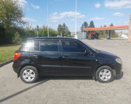 Черный Шкода Фабия, объемом двигателя 1.4 л и пробегом 291 тыс. км за 3800 $, фото 4 на Automoto.ua