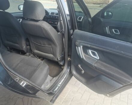 Черный Шкода Фабия, объемом двигателя 1.4 л и пробегом 291 тыс. км за 3800 $, фото 10 на Automoto.ua