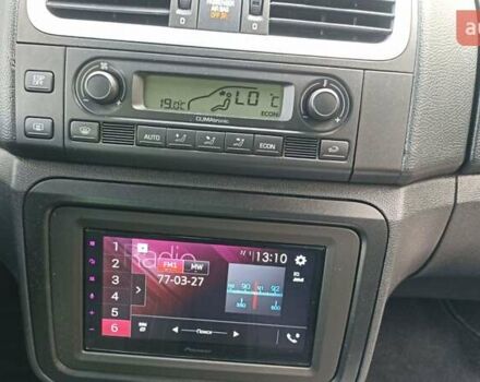 Черный Шкода Фабия, объемом двигателя 1.6 л и пробегом 210 тыс. км за 6700 $, фото 13 на Automoto.ua