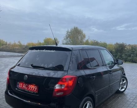 Черный Шкода Фабия, объемом двигателя 1.4 л и пробегом 192 тыс. км за 4999 $, фото 2 на Automoto.ua