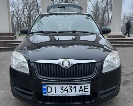 Черный Шкода Фабия, объемом двигателя 1.2 л и пробегом 229 тыс. км за 6000 $, фото 4 на Automoto.ua