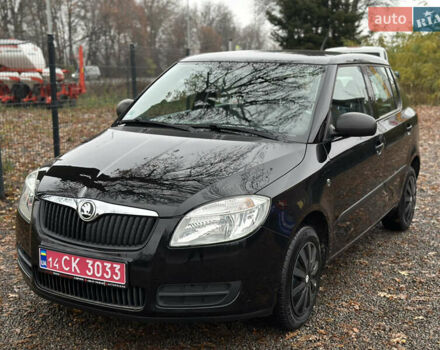 Черный Шкода Фабия, объемом двигателя 1.2 л и пробегом 95 тыс. км за 5200 $, фото 6 на Automoto.ua