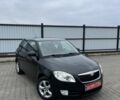 Черный Шкода Фабия, объемом двигателя 1.4 л и пробегом 213 тыс. км за 5700 $, фото 1 на Automoto.ua