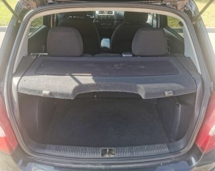 Черный Шкода Фабия, объемом двигателя 1.4 л и пробегом 291 тыс. км за 3800 $, фото 12 на Automoto.ua