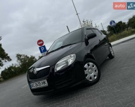 Черный Шкода Фабия, объемом двигателя 1.2 л и пробегом 250 тыс. км за 4400 $, фото 2 на Automoto.ua