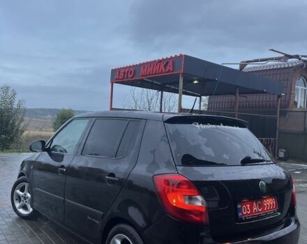 Черный Шкода Фабия, объемом двигателя 1.4 л и пробегом 192 тыс. км за 4999 $, фото 3 на Automoto.ua