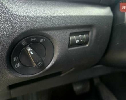 Чорний Шкода Фабія, об'ємом двигуна 1.6 л та пробігом 201 тис. км за 7999 $, фото 42 на Automoto.ua