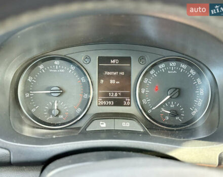 Черный Шкода Фабия, объемом двигателя 1.2 л и пробегом 209 тыс. км за 6300 $, фото 11 на Automoto.ua