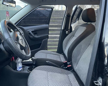 Шкода Фабия 2010 в Ивано-Франковске на Automoto.ua Черный Шкода Фабия, объемом двигателя 1.39 л и пробегом 224 тыс. км за 6300 $, фото 21 на Automoto.ua