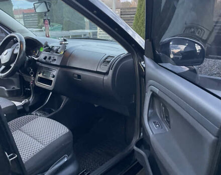 Черный Шкода Фабия, объемом двигателя 1.39 л и пробегом 224 тыс. км за 6300 $, фото 13 на Automoto.ua