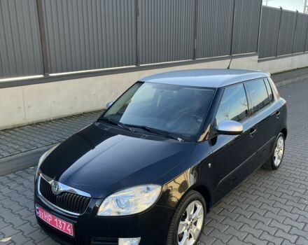 Черный Шкода Фабия, объемом двигателя 1.4 л и пробегом 226 тыс. км за 6100 $, фото 1 на Automoto.ua