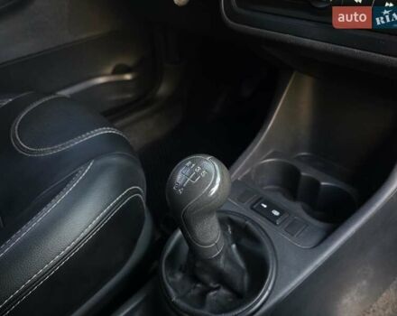Шкода Фабия 2010 в Тернополе на Automoto.ua Черный Шкода Фабия, объемом двигателя 1.4 л и пробегом 275 тыс. км за 4650 $, фото 30 на Automoto.ua