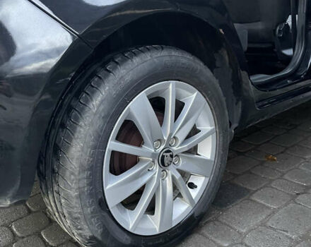 Черный Шкода Фабия, объемом двигателя 1.39 л и пробегом 224 тыс. км за 6300 $, фото 12 на Automoto.ua