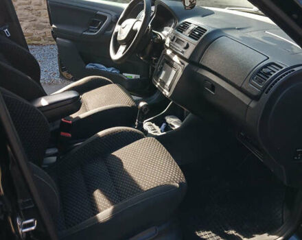 Черный Шкода Фабия, объемом двигателя 1.4 л и пробегом 203 тыс. км за 8500 $, фото 11 на Automoto.ua