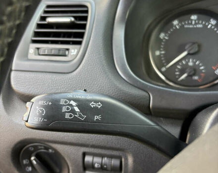 Черный Шкода Фабия, объемом двигателя 1.2 л и пробегом 209 тыс. км за 6300 $, фото 18 на Automoto.ua