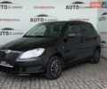 Черный Шкода Фабия, объемом двигателя 1.2 л и пробегом 216 тыс. км за 3750 $, фото 1 на Automoto.ua