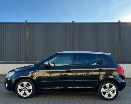 Черный Шкода Фабия, объемом двигателя 1.39 л и пробегом 226 тыс. км за 6100 $, фото 2 на Automoto.ua