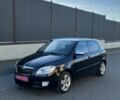Черный Шкода Фабия, объемом двигателя 1.4 л и пробегом 226 тыс. км за 6100 $, фото 1 на Automoto.ua
