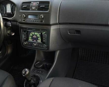 Черный Шкода Фабия, объемом двигателя 1.2 л и пробегом 209 тыс. км за 5900 $, фото 12 на Automoto.ua