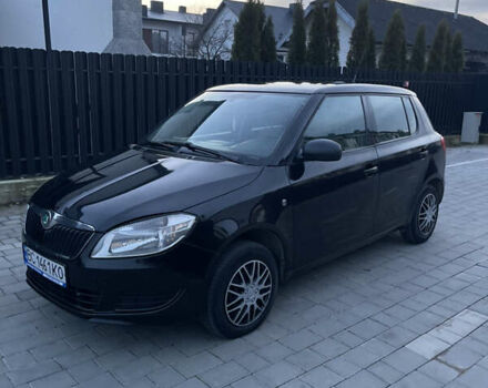 Черный Шкода Фабия, объемом двигателя 1.2 л и пробегом 400 тыс. км за 3800 $, фото 4 на Automoto.ua