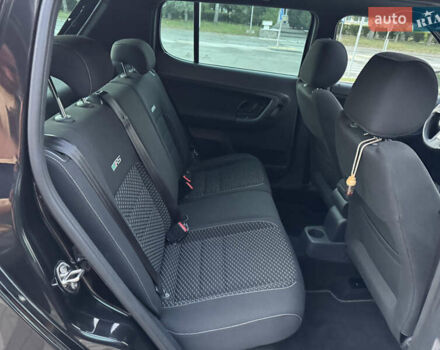 Черный Шкода Фабия, объемом двигателя 1.4 л и пробегом 230 тыс. км за 8700 $, фото 56 на Automoto.ua