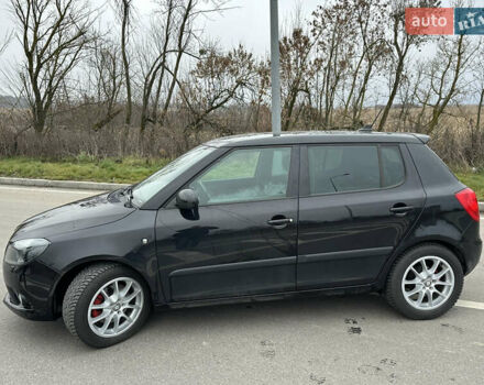 Черный Шкода Фабия, объемом двигателя 1.4 л и пробегом 239 тыс. км за 9800 $, фото 2 на Automoto.ua