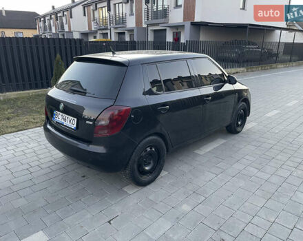 Черный Шкода Фабия, объемом двигателя 1.2 л и пробегом 240 тыс. км за 3899 $, фото 24 на Automoto.ua