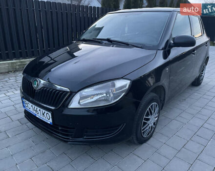 Черный Шкода Фабия, объемом двигателя 1.2 л и пробегом 400 тыс. км за 3800 $, фото 1 на Automoto.ua