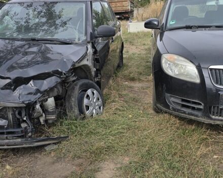 Черный Шкода Фабия, объемом двигателя 1.2 л и пробегом 126 тыс. км за 3999 $, фото 7 на Automoto.ua