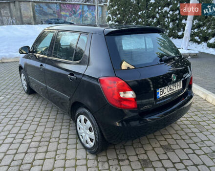 Черный Шкода Фабия, объемом двигателя 1.2 л и пробегом 118 тыс. км за 5000 $, фото 4 на Automoto.ua