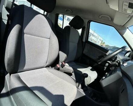 Черный Шкода Фабия, объемом двигателя 1.2 л и пробегом 156 тыс. км за 5700 $, фото 16 на Automoto.ua