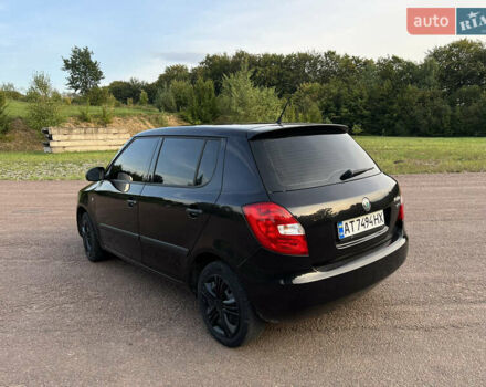 Черный Шкода Фабия, объемом двигателя 1.2 л и пробегом 101 тыс. км за 5500 $, фото 6 на Automoto.ua