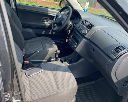 Чорний Шкода Фабія, об'ємом двигуна 1.2 л та пробігом 276 тис. км за 3299 $, фото 7 на Automoto.ua