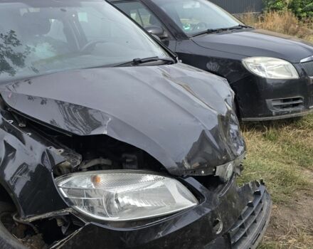 Черный Шкода Фабия, объемом двигателя 1.2 л и пробегом 126 тыс. км за 3999 $, фото 5 на Automoto.ua