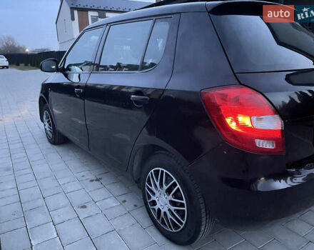 Черный Шкода Фабия, объемом двигателя 1.2 л и пробегом 400 тыс. км за 3800 $, фото 20 на Automoto.ua