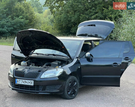 Черный Шкода Фабия, объемом двигателя 1.2 л и пробегом 101 тыс. км за 5500 $, фото 9 на Automoto.ua