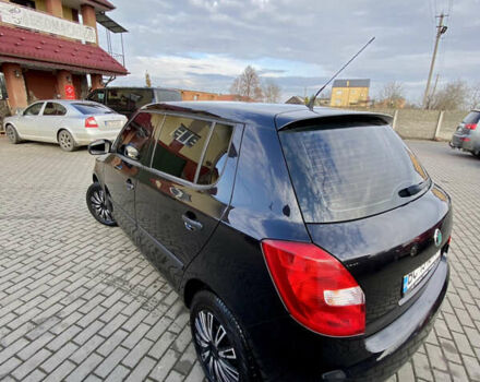 Черный Шкода Фабия, объемом двигателя 1.2 л и пробегом 188 тыс. км за 5500 $, фото 4 на Automoto.ua