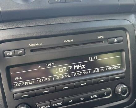 Черный Шкода Фабия, объемом двигателя 1.2 л и пробегом 95 тыс. км за 7500 $, фото 8 на Automoto.ua